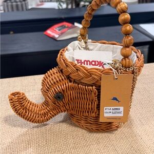 Tommy Bahama Elephant Wicker Basket Bag Wood Bead Handle Gold Chain New
